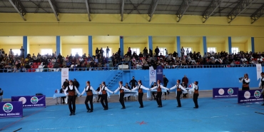 Ağrıda halk oyunları İl birinciliği yarışmaları düzenlendi