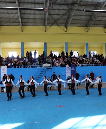 Ağrıda halk oyunları İl birinciliği yarışmaları düzenlendi