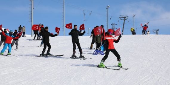 Ağrıda Gençlik Spor Festivali Coşkuyla Kutlandı