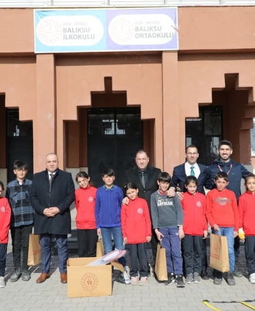 İl müdürü Çelebi, başarılı sporcuları ziyaret ederek tebrik ettia