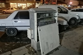 Ağrı’da Açık Bırakılan Elektrik Trafosu Tehlike Saçıyor