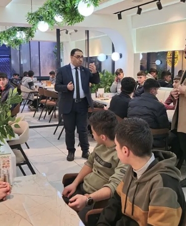 Doğubayazıt’ta gençler İlçe müftüsü ile buluştu