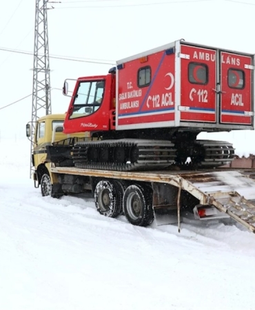 Sağlık ve Özel İdare Ekipleri Kardan Yolu Kapanan Köylerdeki Hastalar İçin Seferber Oldular
