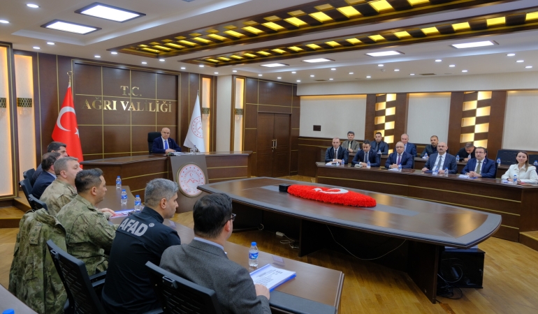 Ağrıda afet riskleri masaya yatırıldı