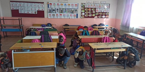 Deprem Haftası Kapsamında Okullarda Bilgilendirme ve Tatbikat Gerçekleştirildi