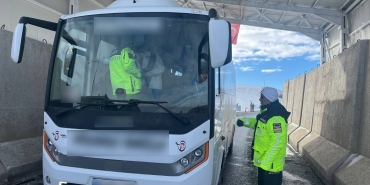 Ağrıda trafik denetiminde araması olan 12 kişi yakalandı 