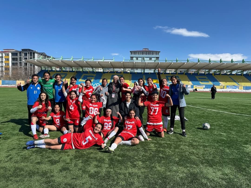 Ağrı ASP Kadın Futbol Takımı