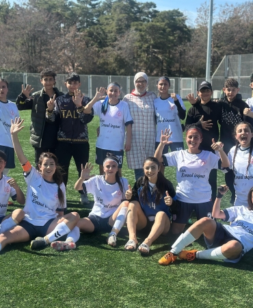 Kadın futbolunda ağrı rüzgarı: 5 gollü galibiyet