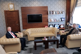 Ağrı Ticaret Borsası Başkanı Yıldırım, Milli Eğitim Müdürü Kökrek’i Ziyaret Etti 