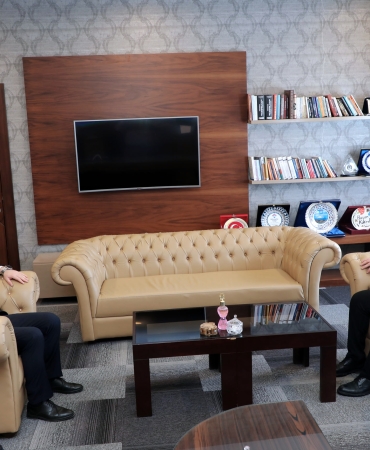 Ağrı ticaret borsası başkanı yıldırım, milli eğitim müdürü kökrek’i ziyaret etti 