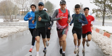 Ağrı’da kurtuluş koşusu yapıldı