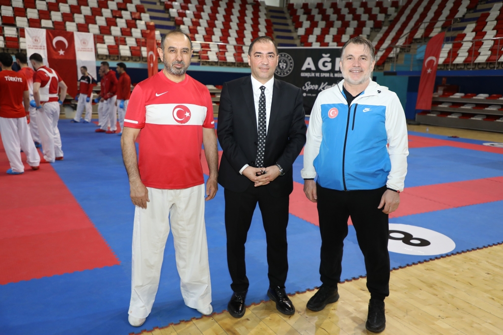 Karate milli takım ağrı’da kampa girdi