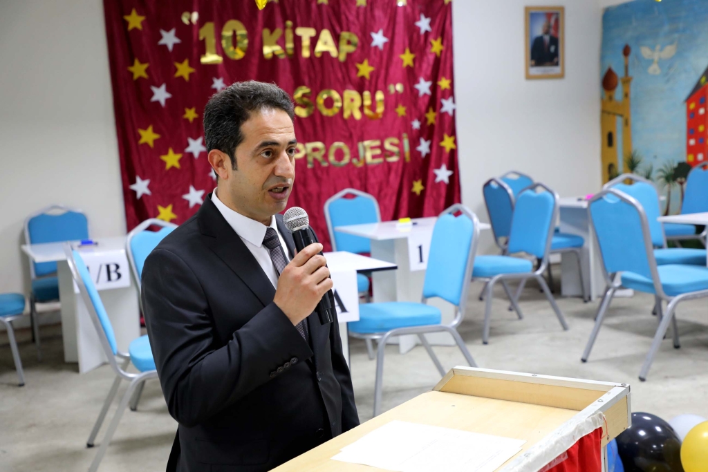 Minik Öğrencilerin kitap sevgisi bilgi yarışmasına taşındı