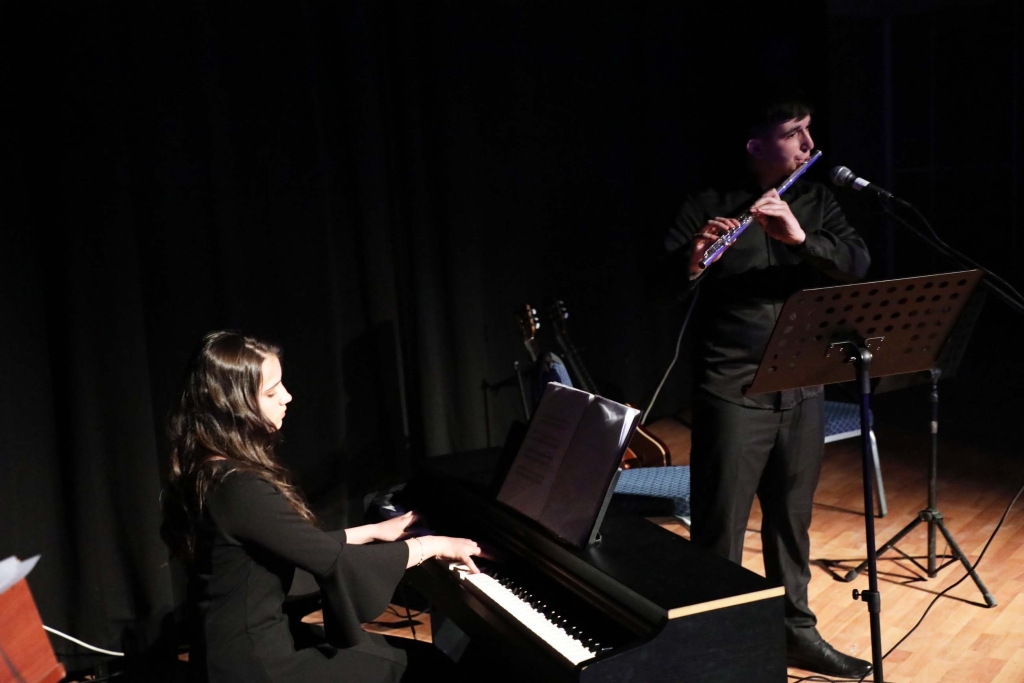 Ağrı’da güzel sanatlar lisesi Öğrencilerinden klasik müzik konseri