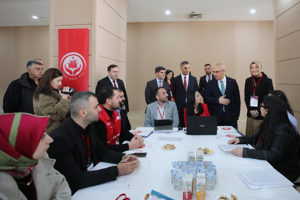 AİÇÜ ev sahipliğinde