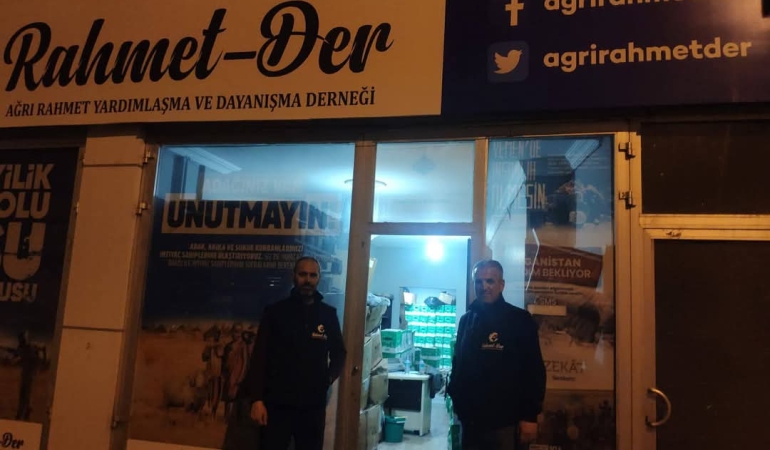 Ağrı rahmet-der, 3500 aileye ramazan sevinci yaşattı