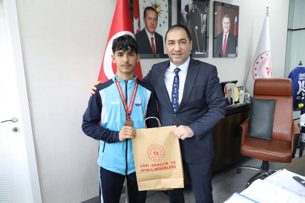 Ağrılı güreşçilerden türkiye Şampiyonalarında büyük başarı
