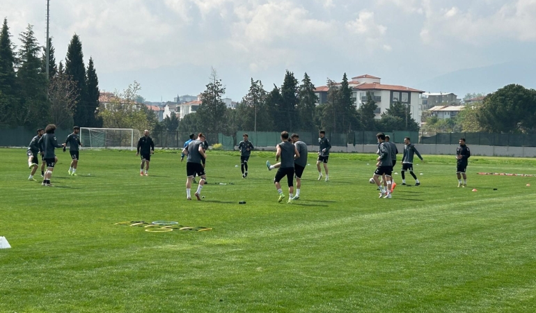 Ağrıspordan sahasını tahsis eden denizlispor’a teşekkür