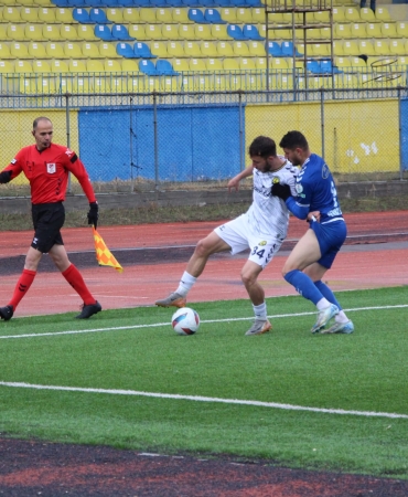 Kolibri ağrı 1970 spor evinde berabere kaldı 