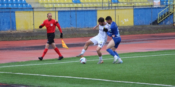 Kolibri Ağrı 1970 Spor Evinde Berabere Kaldı 