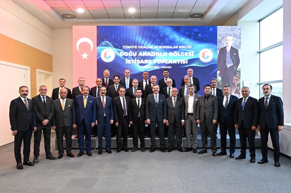 Başkan yıldırım, ağrı'nın İhtiyacı Olan Zahireciler Sitesinin Projesini Sundu