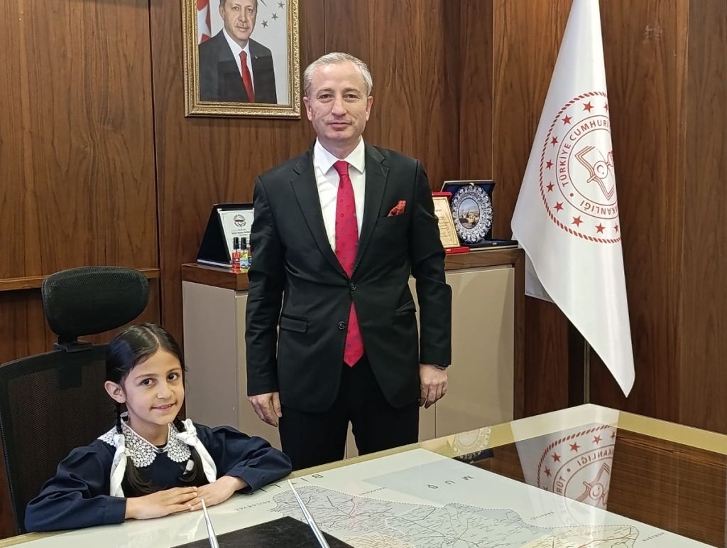 İlknur yıldız milli eğitim müdürlüğü koltuğuna oturdu