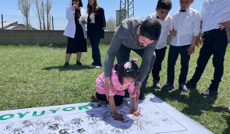 Ak parti gençlik kolları'ndan filistin'e destek
