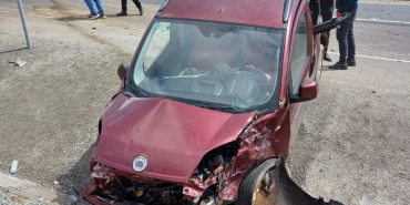 Ağrı-hamur yolunda trafik kazası: 3 kişi yaralandı