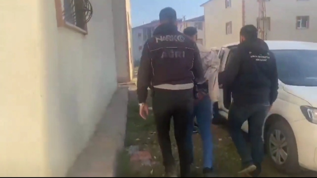 Ağrı'da Göçmen Kaçakçılığına Darbe