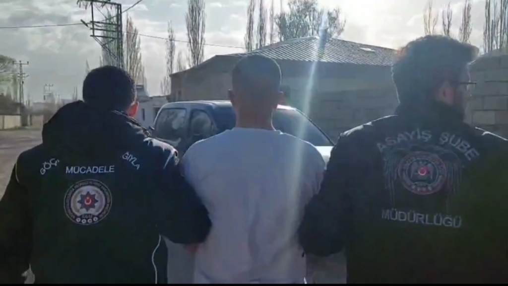 Ağrı'da Göçmen Kaçakçılığına Darbe