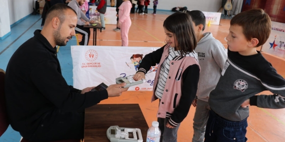 Patnos’ta Spor Yetenek Testiyle Minik Yıldızlar Keşfediliyor