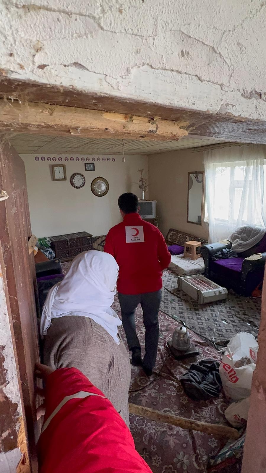 Patnos türk kızılay’dan gönüllere dokunan yardım eli