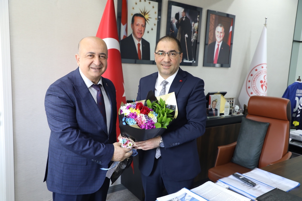 Karate milli takımından Çelebi’yi teşekkür ziyareti