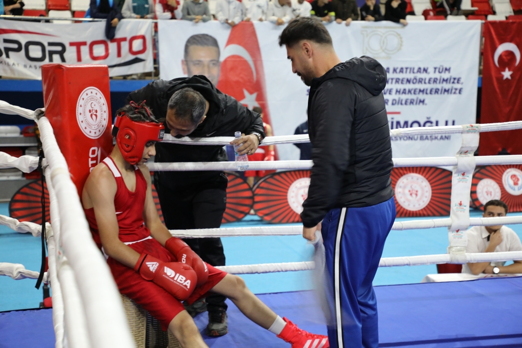 Genç erkekler türkiye ferdi boks Şampiyonası” ağrı'da Başladı