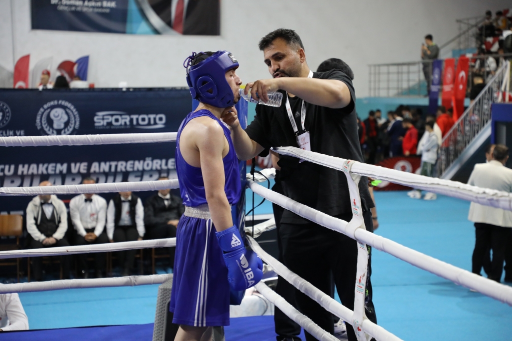 Genç erkekler türkiye ferdi boks Şampiyonası” ağrı'da Başladı
