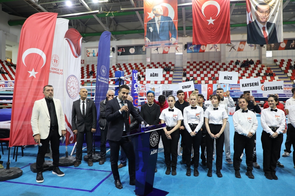 Genç erkekler türkiye ferdi boks Şampiyonası” ağrı'da Başladı