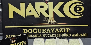 Sigara kartonlarında 3 kilo 320 gram sentetik uyuşturucu ele geçirildi - diyadin haber Sigara kartonlarında 3 kilo 320 gram sentetik uyuşturucu ele geçirildi