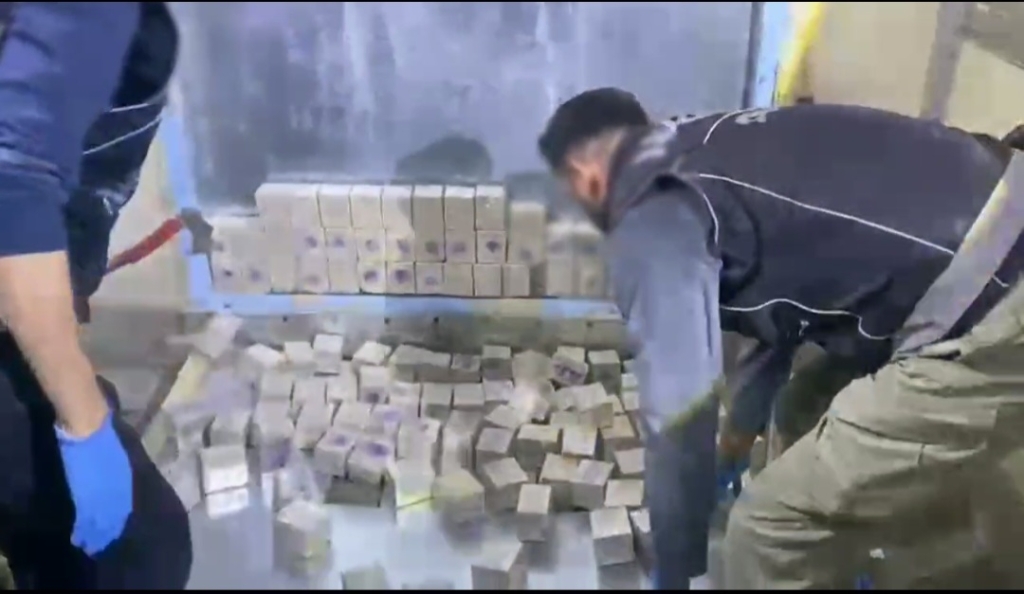 Sınır kapısında uyuşturucu operasyonu