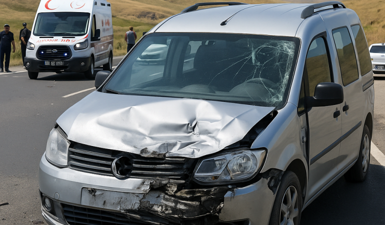 Tutak trafik kazası: yaralananlar hastaneye sevk edildi