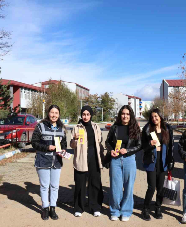 Ağrı'da Üniversite Öğrencileri ile doğa İçin etkinlik
