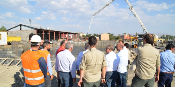 Ağrı Belediyesi Park Projesi ile Yeşil Alanlar Oluşuyor