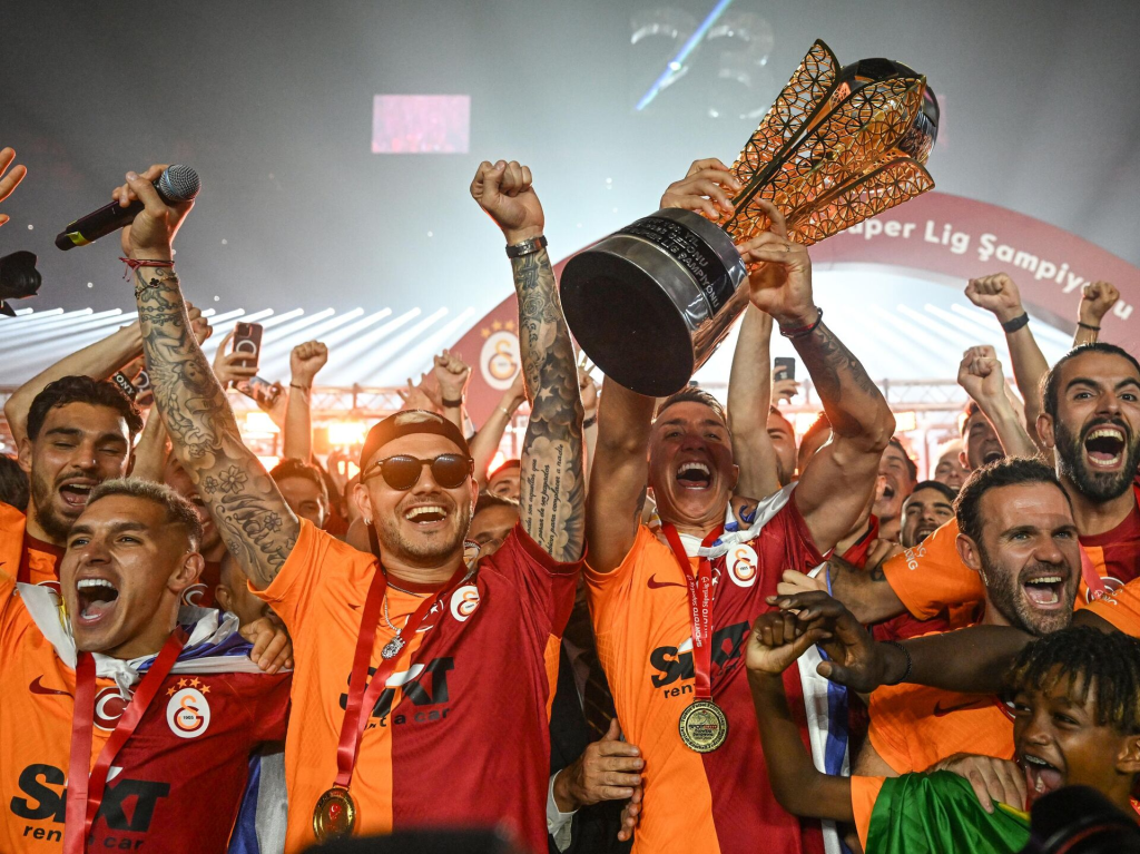 Galatasaray Şampiyonluğu: Eleşkirt Sokaklarında Coşku