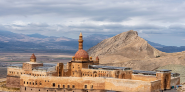 Doğubayazıt yardımlar: ramazan kahraman'ın destekleri