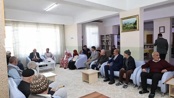 Ağrı Huzurevi Ziyareti: Vali Koç Bayramlaştı