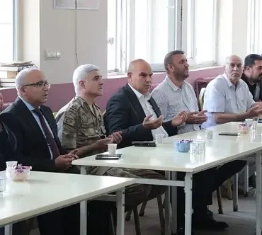 Ağrı Valisi Taziye Ziyareti ile Destek Oldu