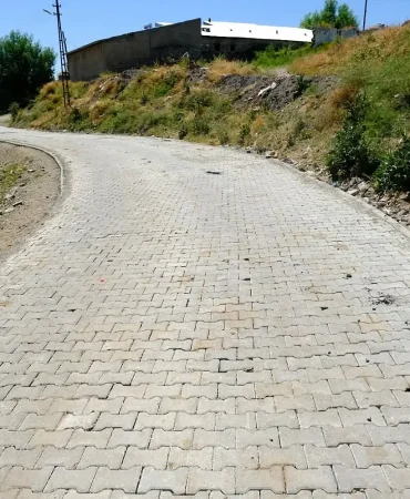 Ballıbostan köyü yol Çalışması tamamlandı