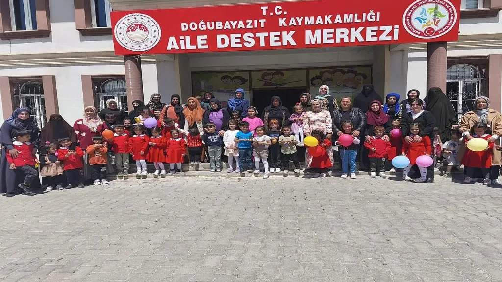 Doğubayazıt Aile Destek Merkezi’nde Okuma Bayramı