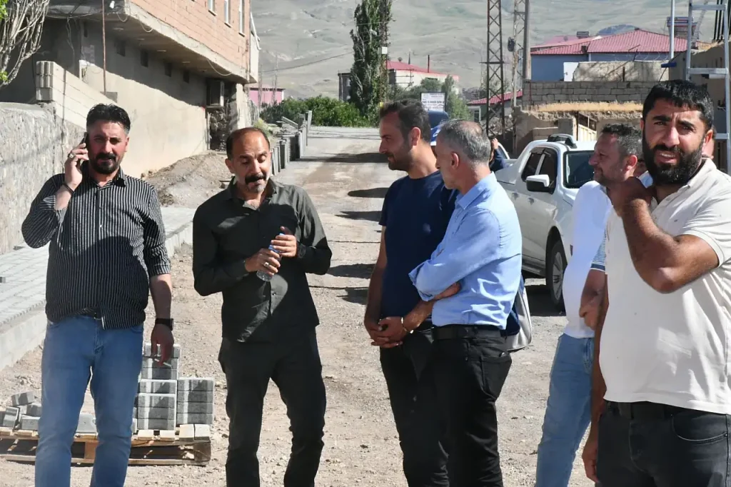 Doğubayazıt Kervan Sokak Asfalt Çalışmaları Başladı
