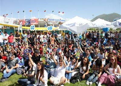 Patnos Bahar Şenliği: Öğrenciler Projelerini Sergiledi