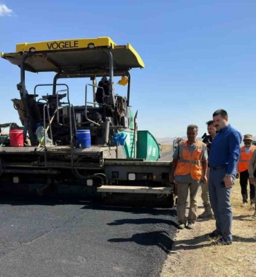 Diyadin yol Çalışmaları: Çukurlu yollar tarihe karışıyor